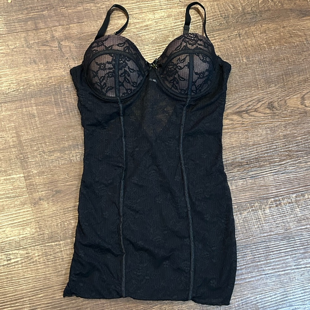 Elegant Black Lace Chemise